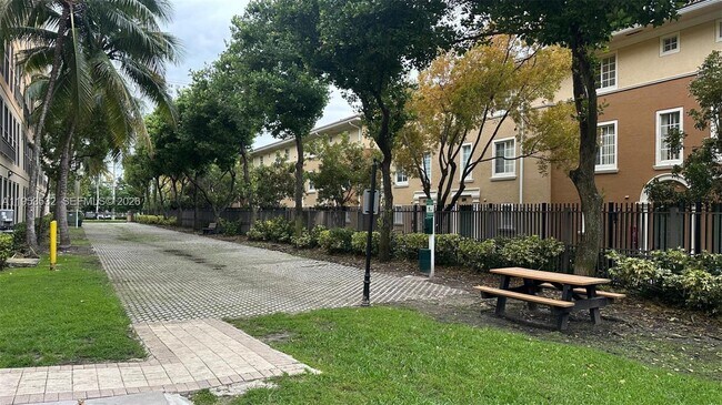 Building Photo - 3001 NE 185th St