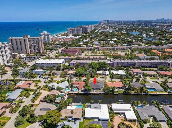 Building Photo - 2041 Coral Reef Dr