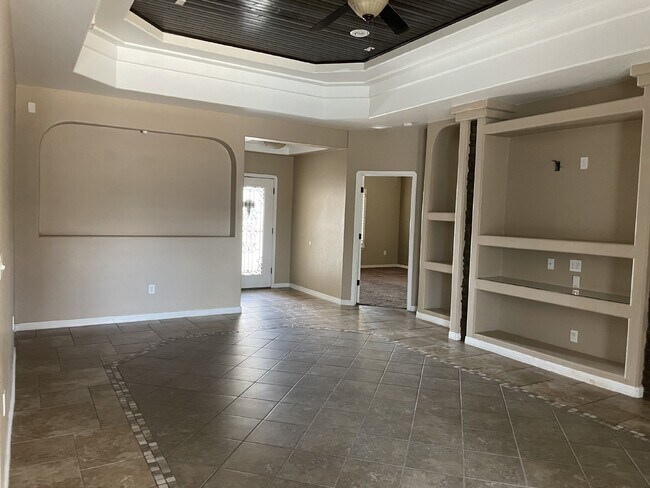 Building Photo - 3132 Tunnel Point Way