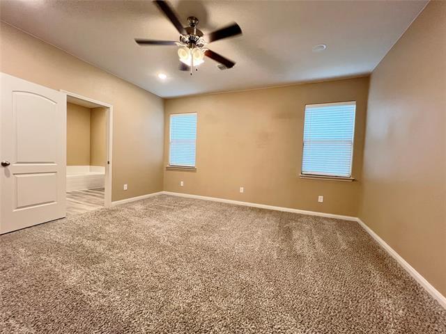 Building Photo - 918 Primrose Dr