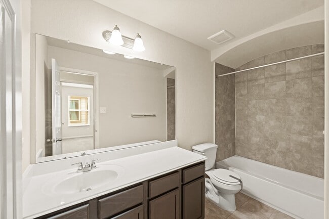 Building Photo - 16401 Olive Sparrow Dr
