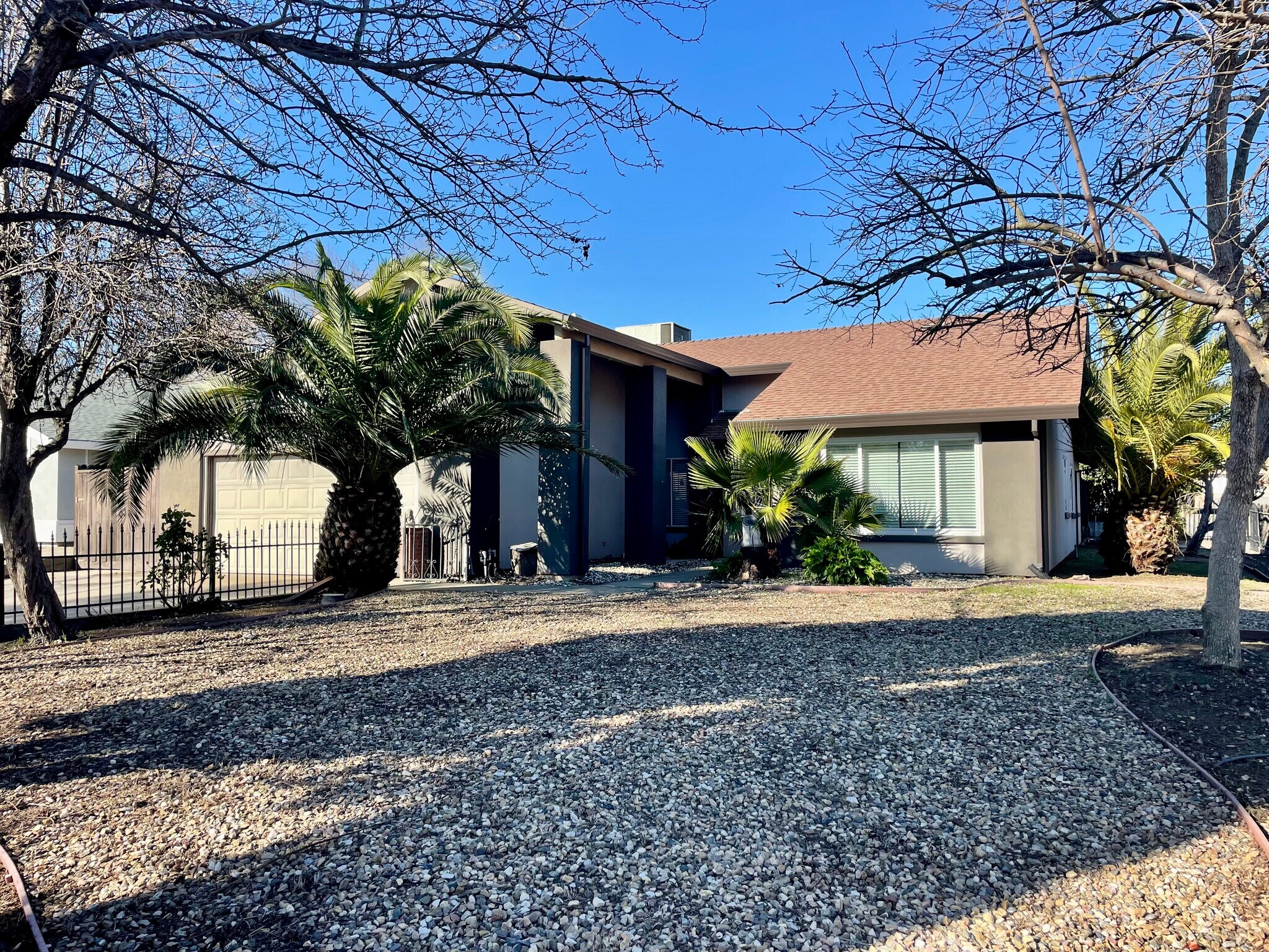 Building Photo - 6034 Centurion Cir