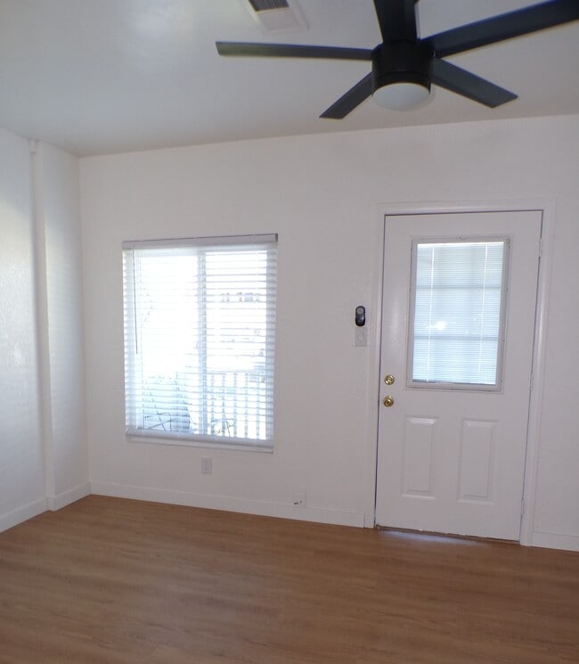 Building Photo - 115 Corte Maria Ave