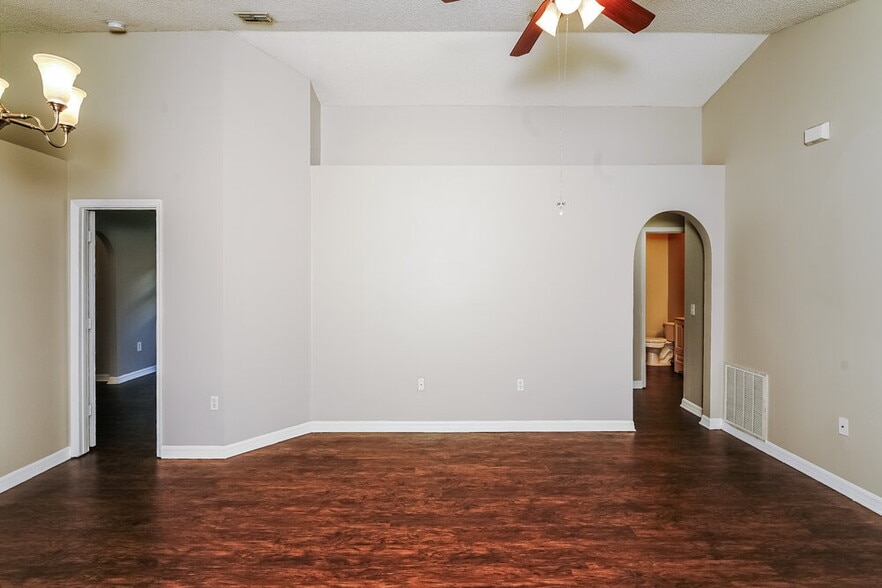 Building Photo - 1722 Wekiva Crossing Blvd
