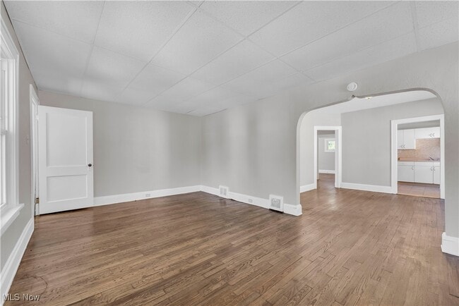 Building Photo - 4808 E 84th St