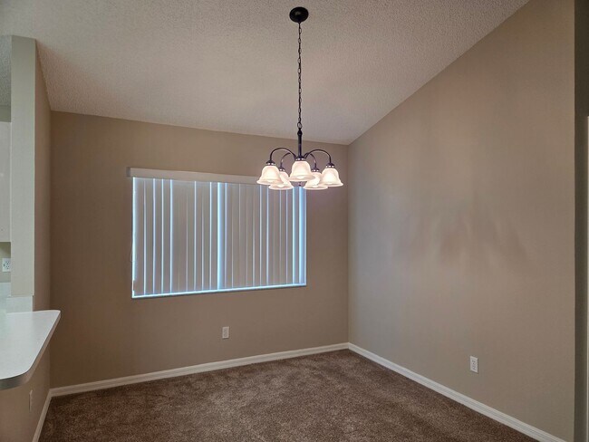 Building Photo - 3/2 In King's Ridge 55+ Community