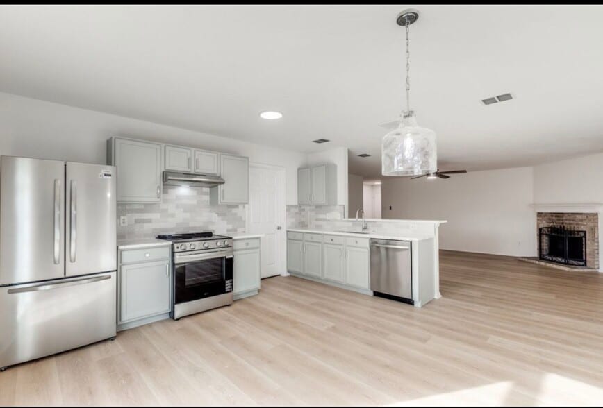 Building Photo - 2812 Terrace Dr