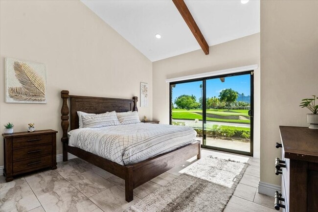 Building Photo - 48731 San Vicente St