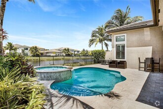 Building Photo - 9338 Eden Roc Ct