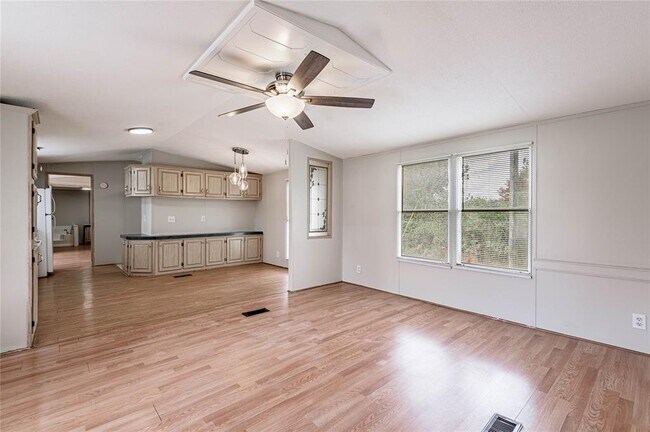 Primary Photo - 1345 FM 405 Rd
