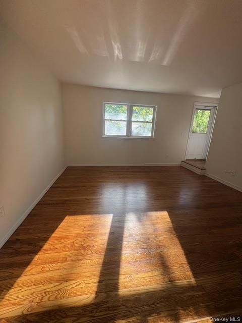 Building Photo - 408 7th St