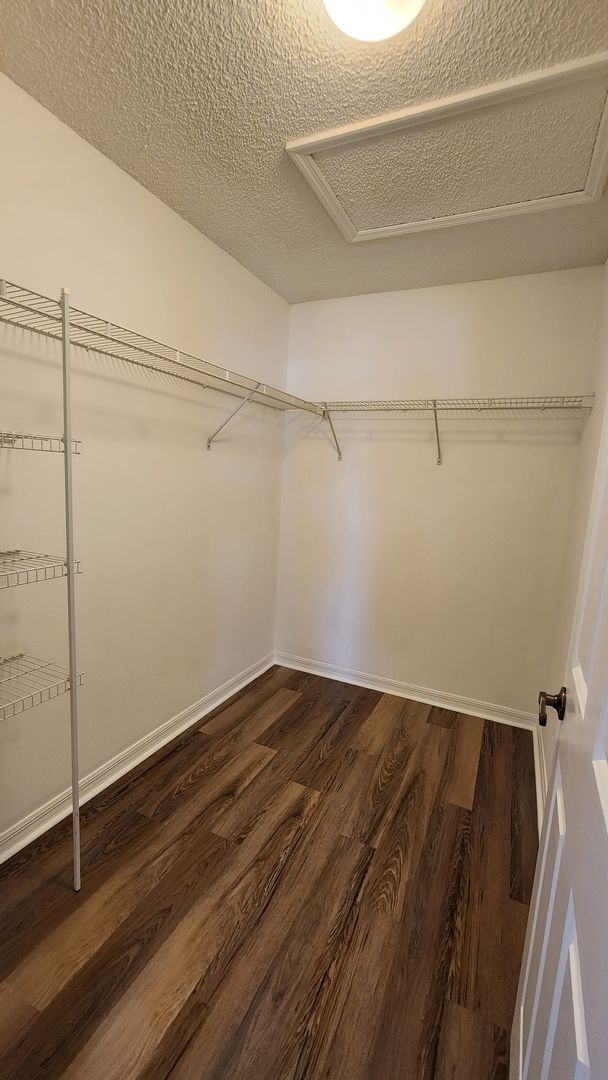 Building Photo - Village of Ashland