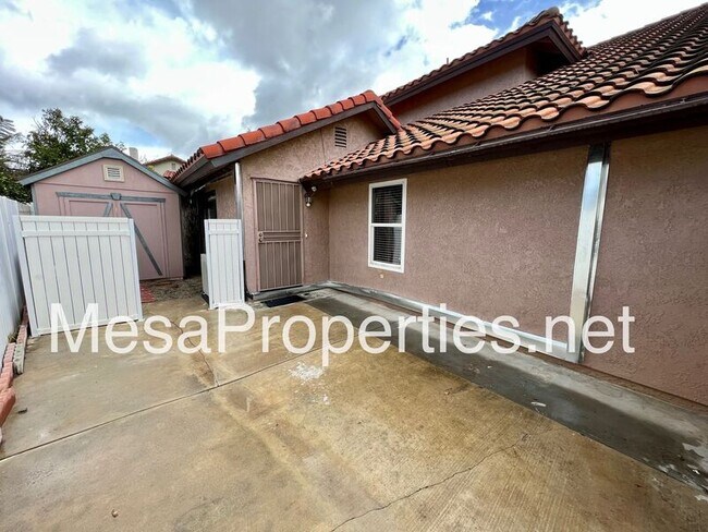 Building Photo - 3929 Rancho Del Oro Dr