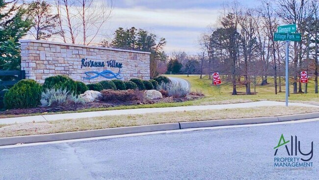 Building Photo - 3272 Village Park Ave