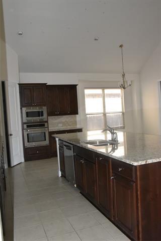Building Photo - 1113 Horsetail Dr