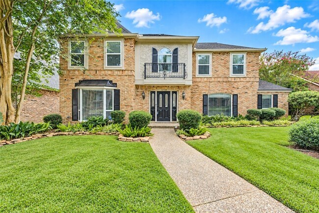 Building Photo - 15739 Fleetwood Oaks Dr