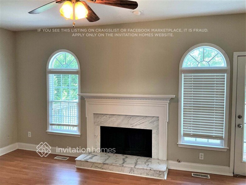 Building Photo - 2500 Harbin Springs Cove