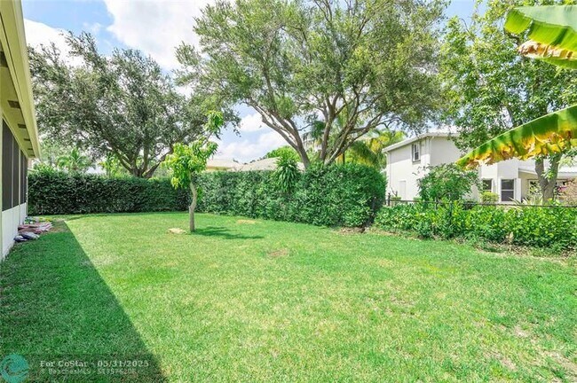 Building Photo - 11517 NW 49th Ct