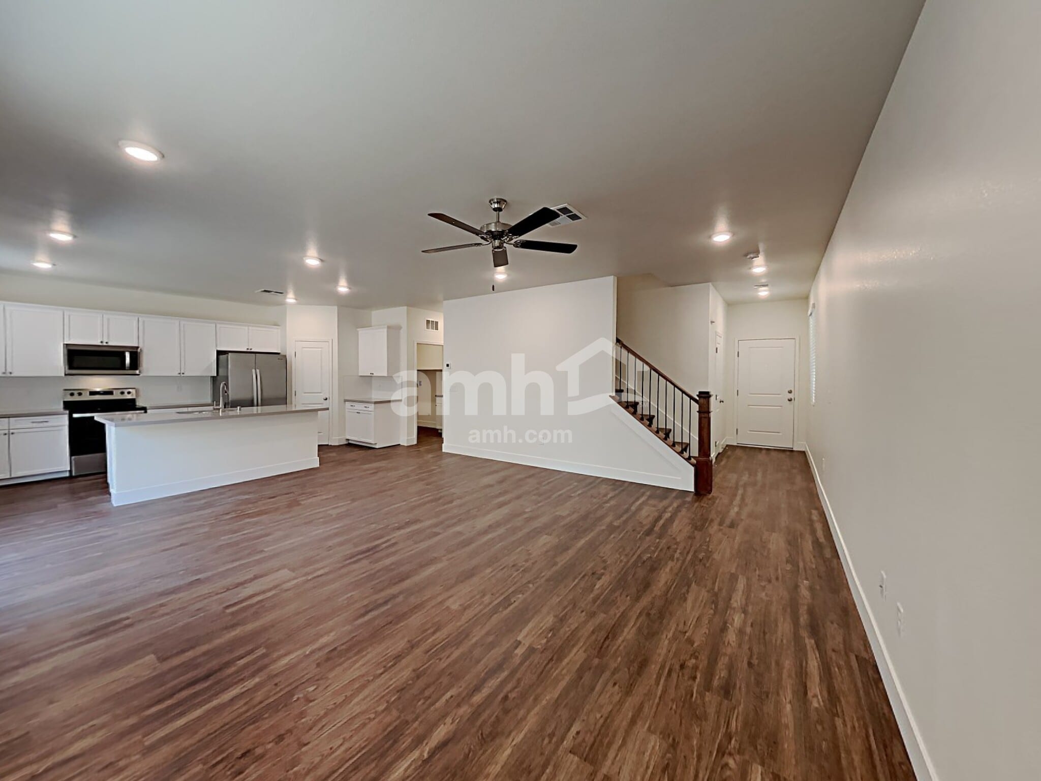 Building Photo - 6022 Schmidt St