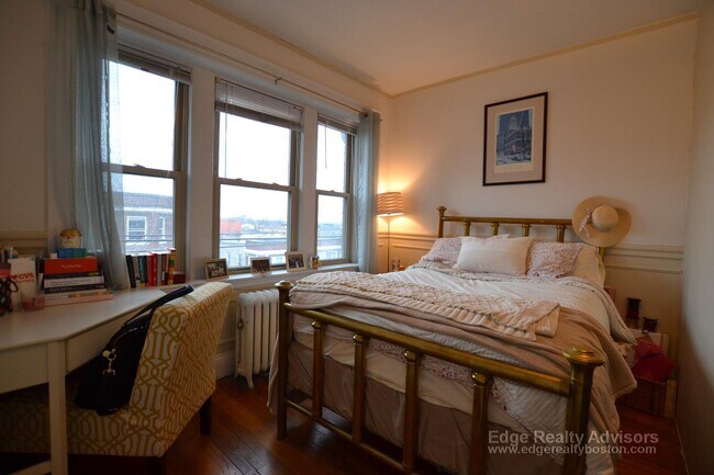 Building Photo - 130 Brainerd Rd