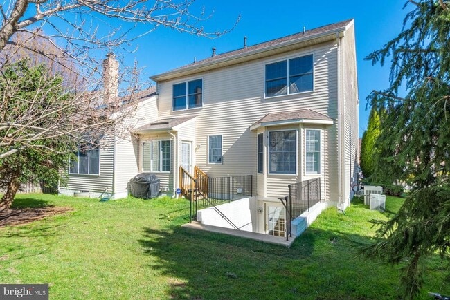 Building Photo - 10857 Hunter Gate Way