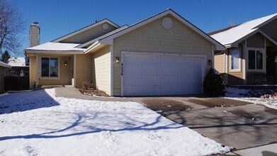 Building Photo - 8226 Scarborough Dr