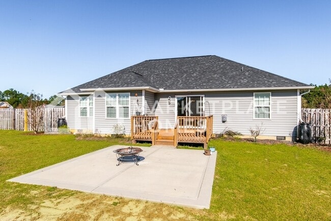 Building Photo - 510 Tyner Ave