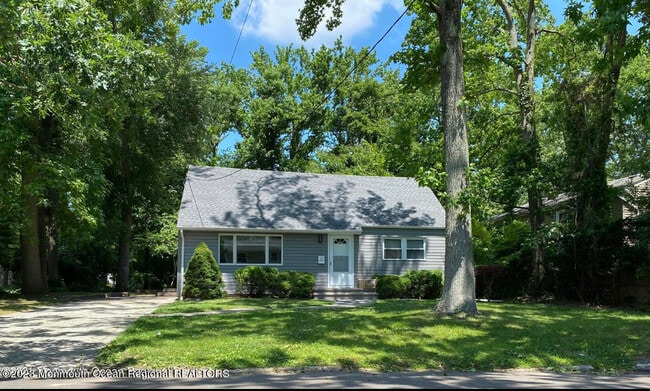 Primary Photo - 437 Redmond Ave