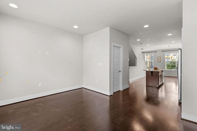 Building Photo - 2419 Auden Dr