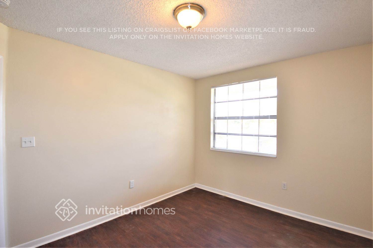 Building Photo - 14710 Cedar Creek Pl