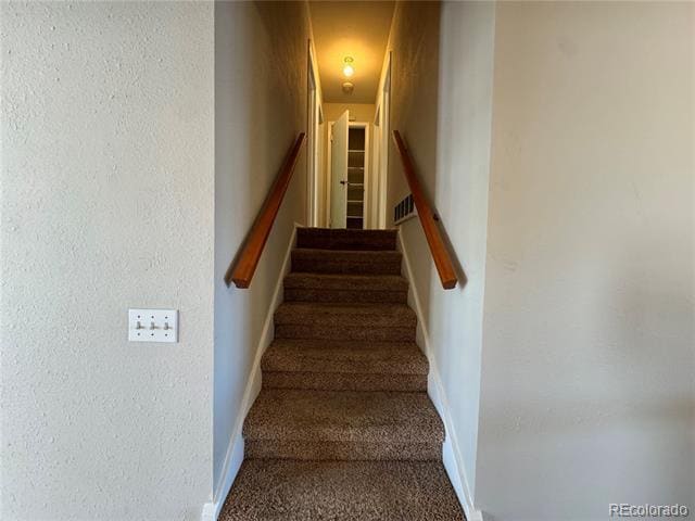 Building Photo - 7477 W Cedar Cir