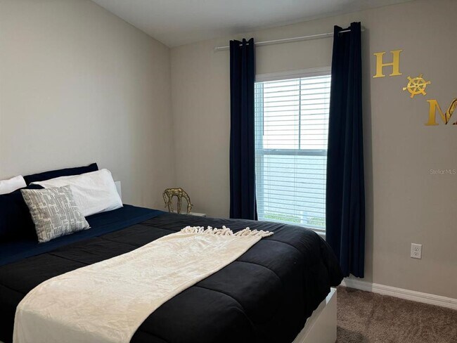 Building Photo - 5365 Maddie Dr