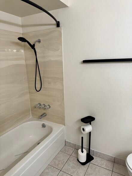 Guest bathroom - 10118 N 96th Ave