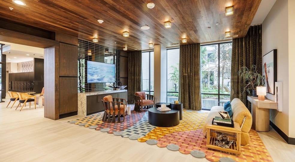 Building Photo - 1401 S Lamar Blvd