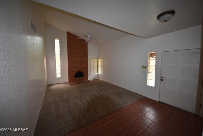 Building Photo - 5120 E Woodgate Ln