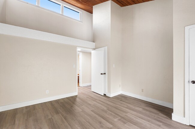Building Photo - 4187 Abbey Ct