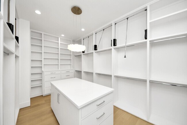 Building Photo - 2232 Swift Blvd