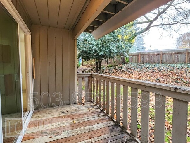 Building Photo - 10056 SW Garrett St