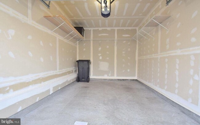 Building Photo - 42287 San Juan Terrace