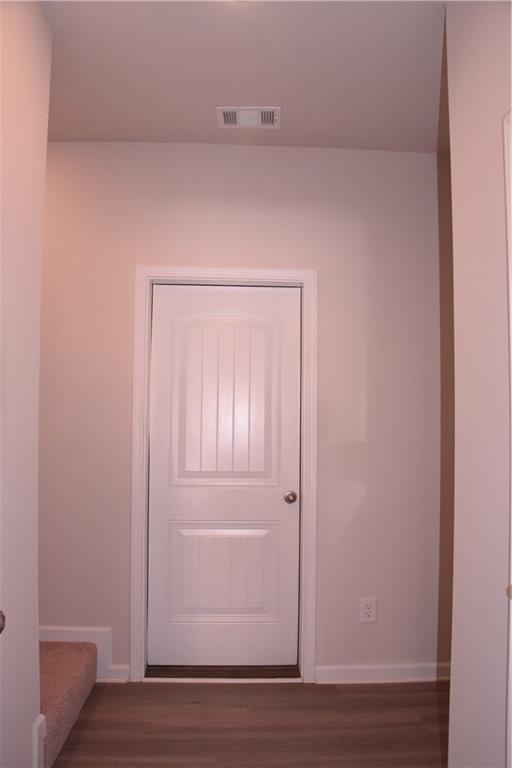 Building Photo - 549 Ruths Dr