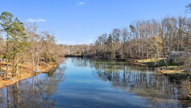 Building Photo - Spacious 4-Bed, 4-Bath Rental Home with Lake Views in Belle Terre Acres! ($2,225/mo rent***)