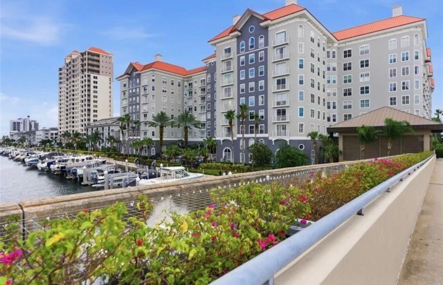 Building Photo - 700 S Harbour Island Blvd