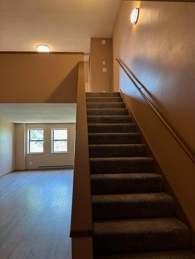 Building Photo - 46 E Jackson St