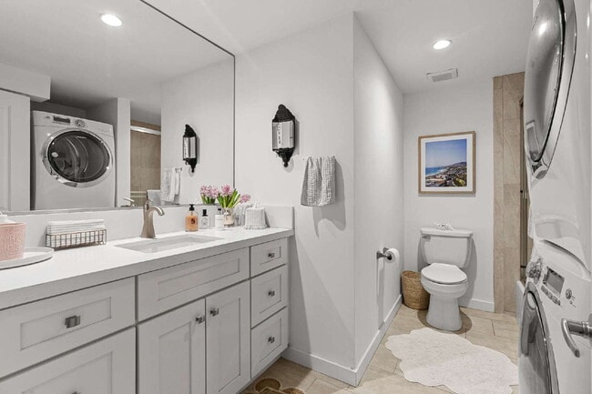 Building Photo - Waterfront Lifestyle Living