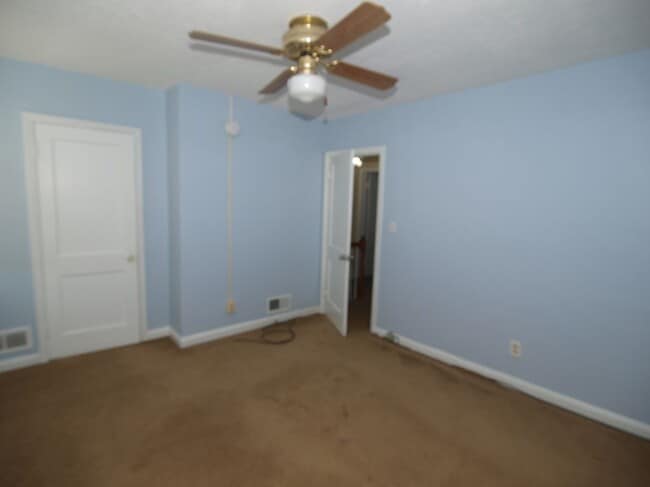 Building Photo - 3422 McShane Way