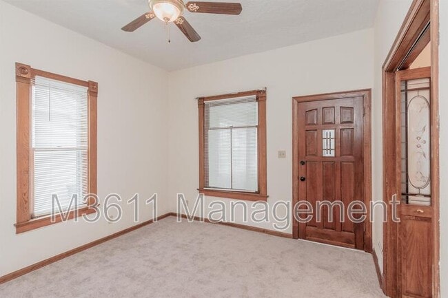 Building Photo - 446 E St