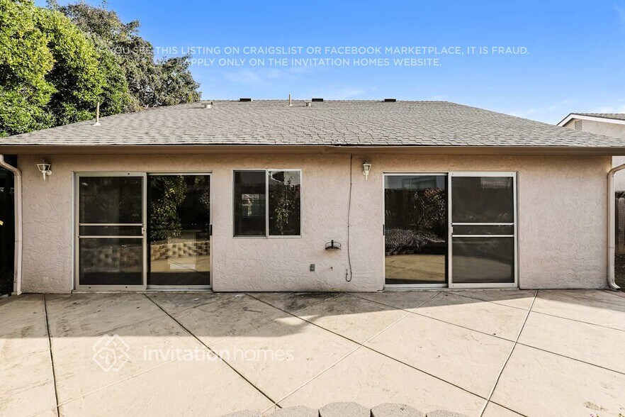 Building Photo - 432 Ogden Way