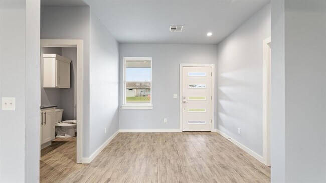 Building Photo - 217 Olde Ml Ct