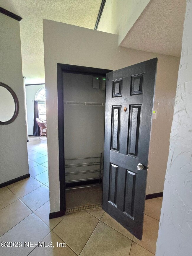 Building Photo - 6931 Cane Grass Ln E