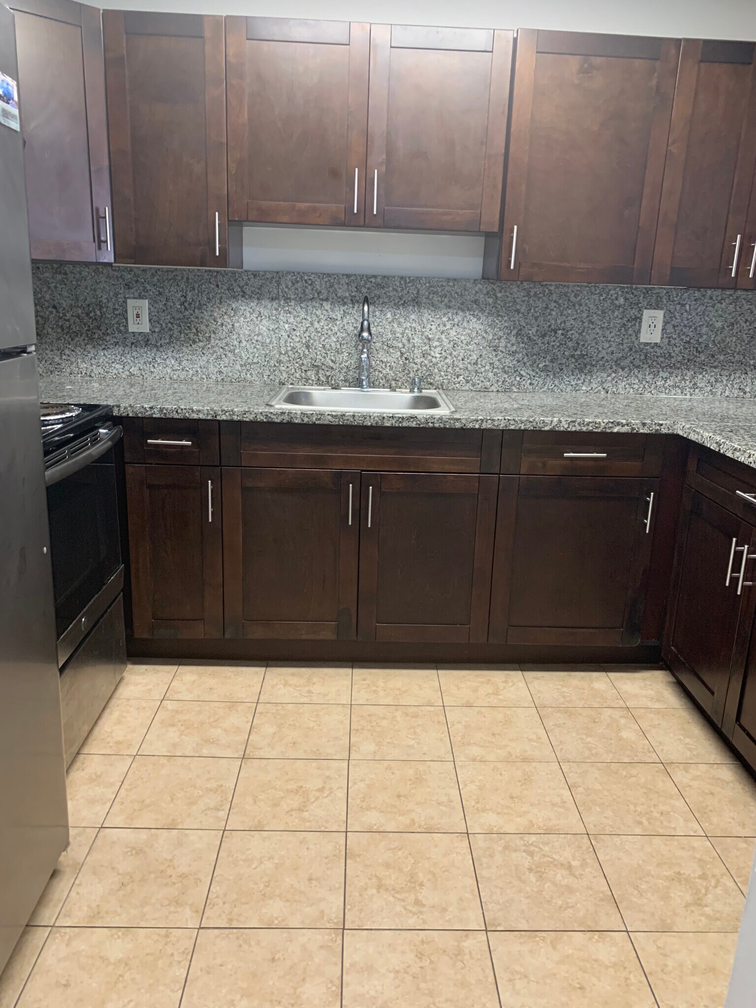 Building Photo - 6130 W 19th Ave